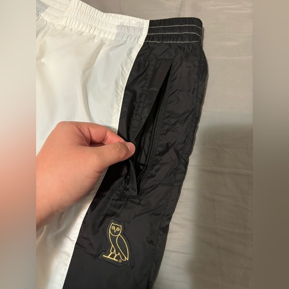 Rare size M OVO Wind Breaker Pants - Picture 3 of 5